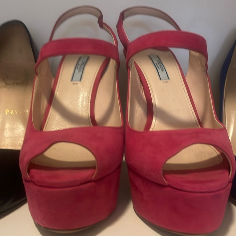 YSL platform heel in suede